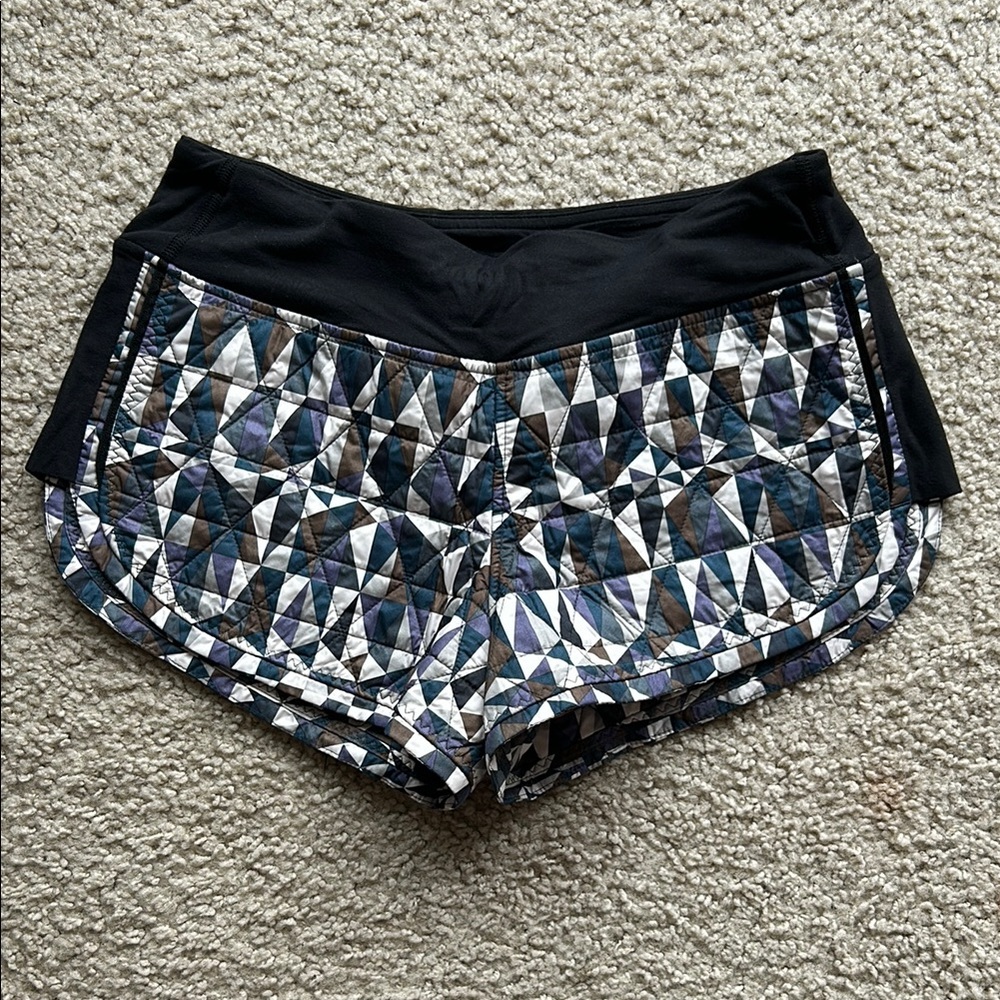 Lululemon Quilted Geometric Patterned Women's Sho… - image 2